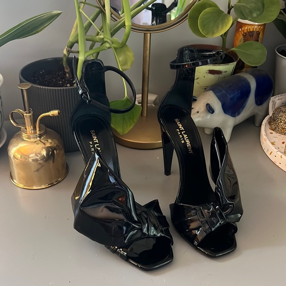 🔥Authentic Saint Laurent big bow high heels🔥 - Picture 1 of 6